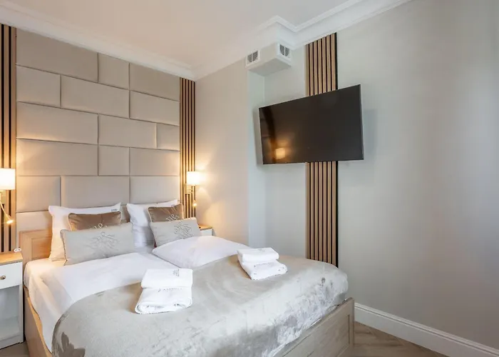 Rose 1 In Am By Interhome